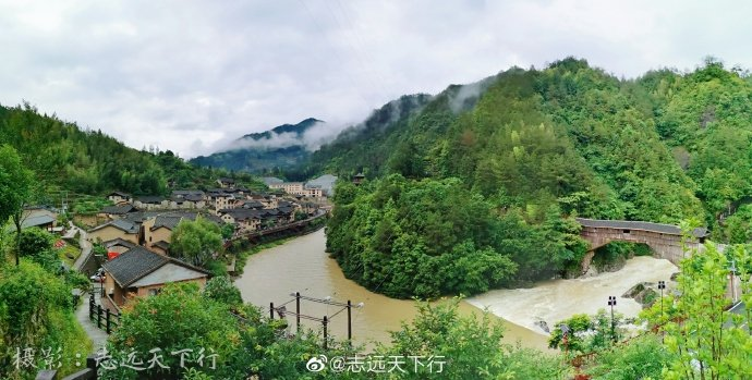 fujiantravel's tweet photo. Xiadang Village in #Shouning County is a tranquil and mountainous place where it is cool and moist. It is a good destination for hike and summer escape. It can be really rewarding to increase your mileage, see less-trafficked vistas, and spend more time in nature. #寿宁 #下党乡 https://t.co/pdi0Ci6dZb