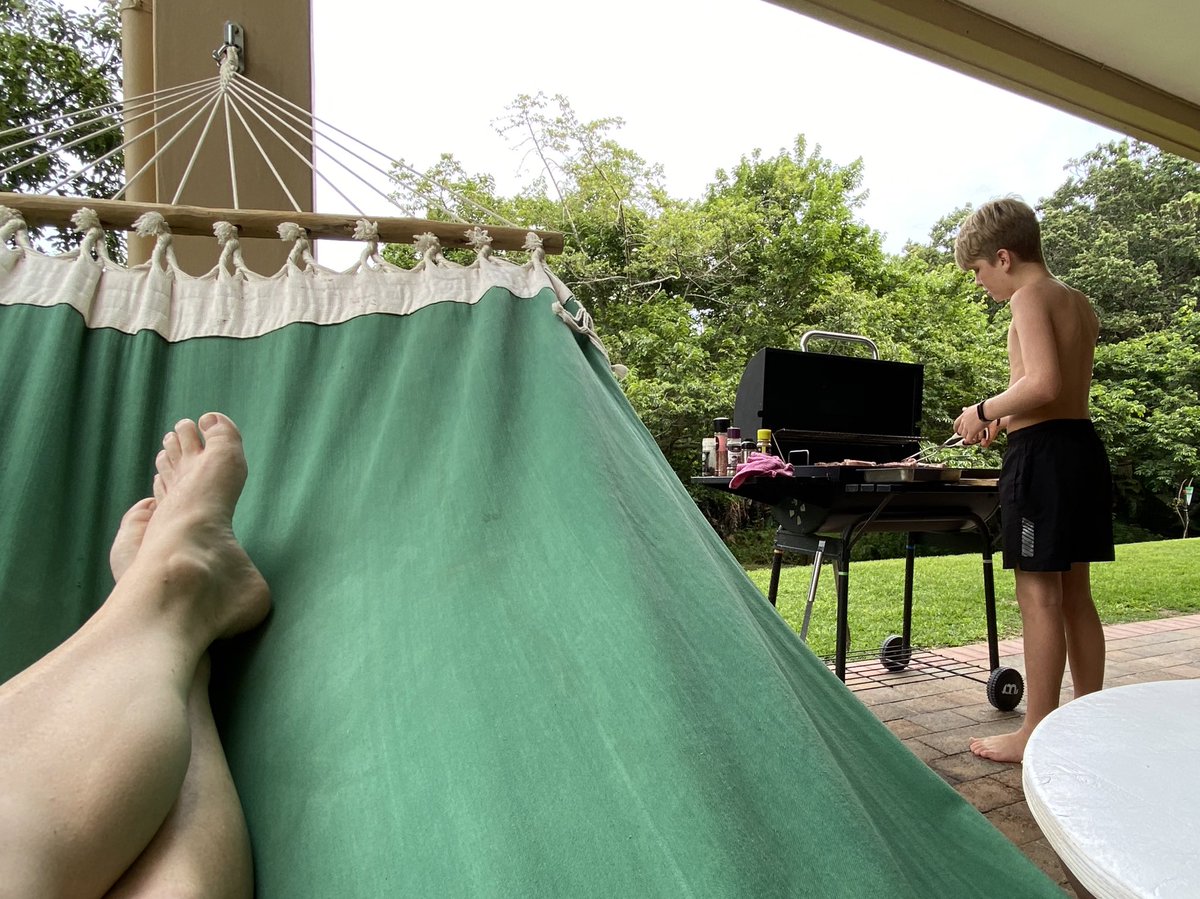 GerhardduToit08's tweet photo. @divviej Will the Sunday afternoon view be ok? 😎
#parenting101 https://t.co/JbYbHNml9L