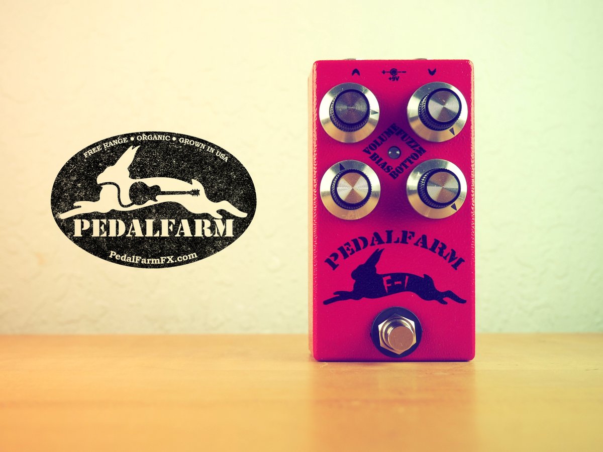 We’ve got the Full Review and Demo Video for the <a href="/PedalFarmFX/">PedalFarmer</a> F-1 Classic Fuzz at

pedal-of-the-day.com/2020/11/23/ped…

and on our #YouTube channel as well! Subscribe, Follow and Like! #pedaloftheday #effectspedals #pedalsandeffects #guitarpedals #knowyourtone #fuzzface #fuzzpedal
