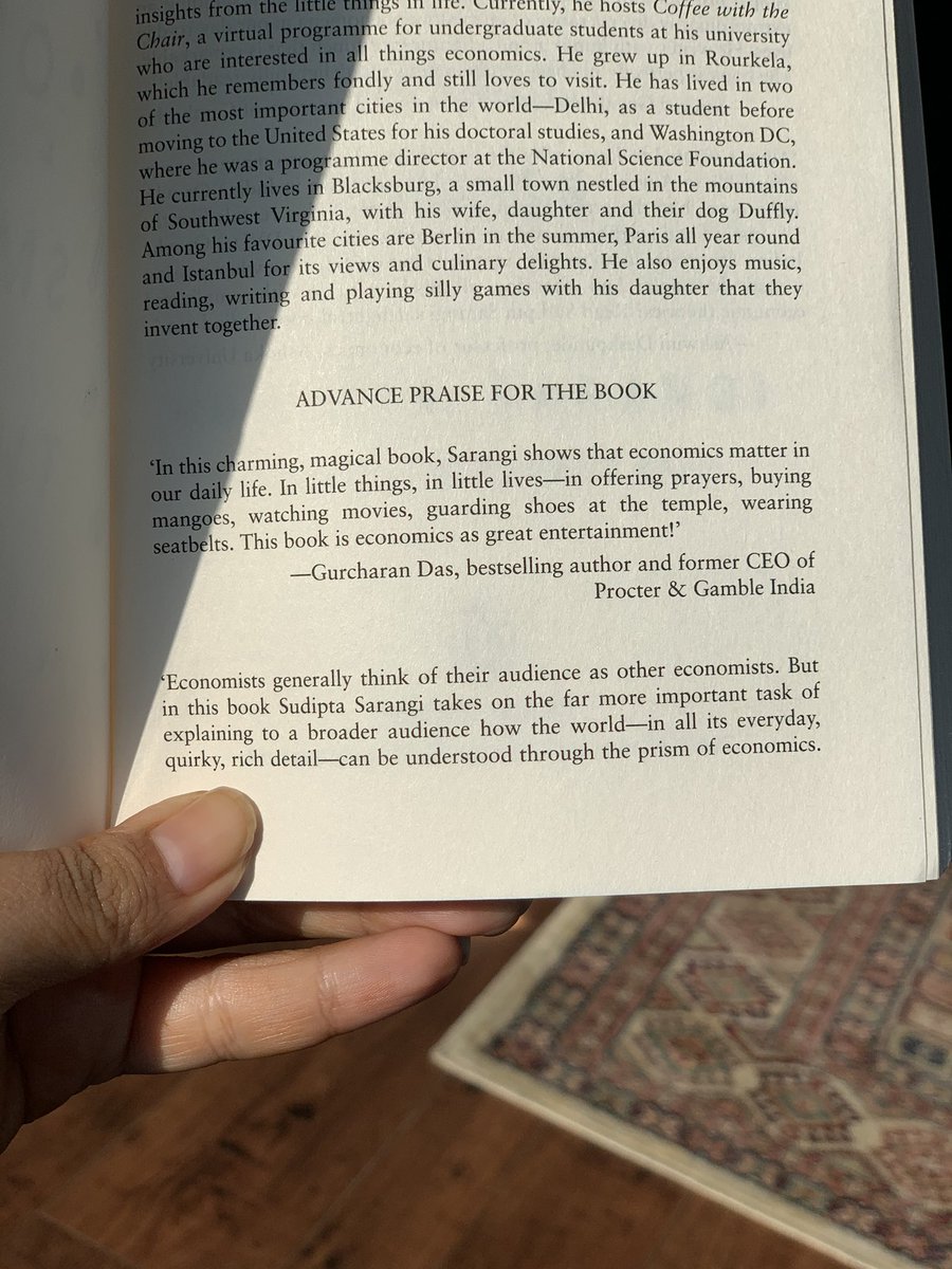 ShreyaPunj's tweet photo. Just received my copy of #TheEconomicsOfSmallThings by @Sudiptahere! Here’s why you MUST read the book:
1. Please see the photograph of the praise it has received from some of the best economic minds in the world! https://t.co/uCCoNEIhdq