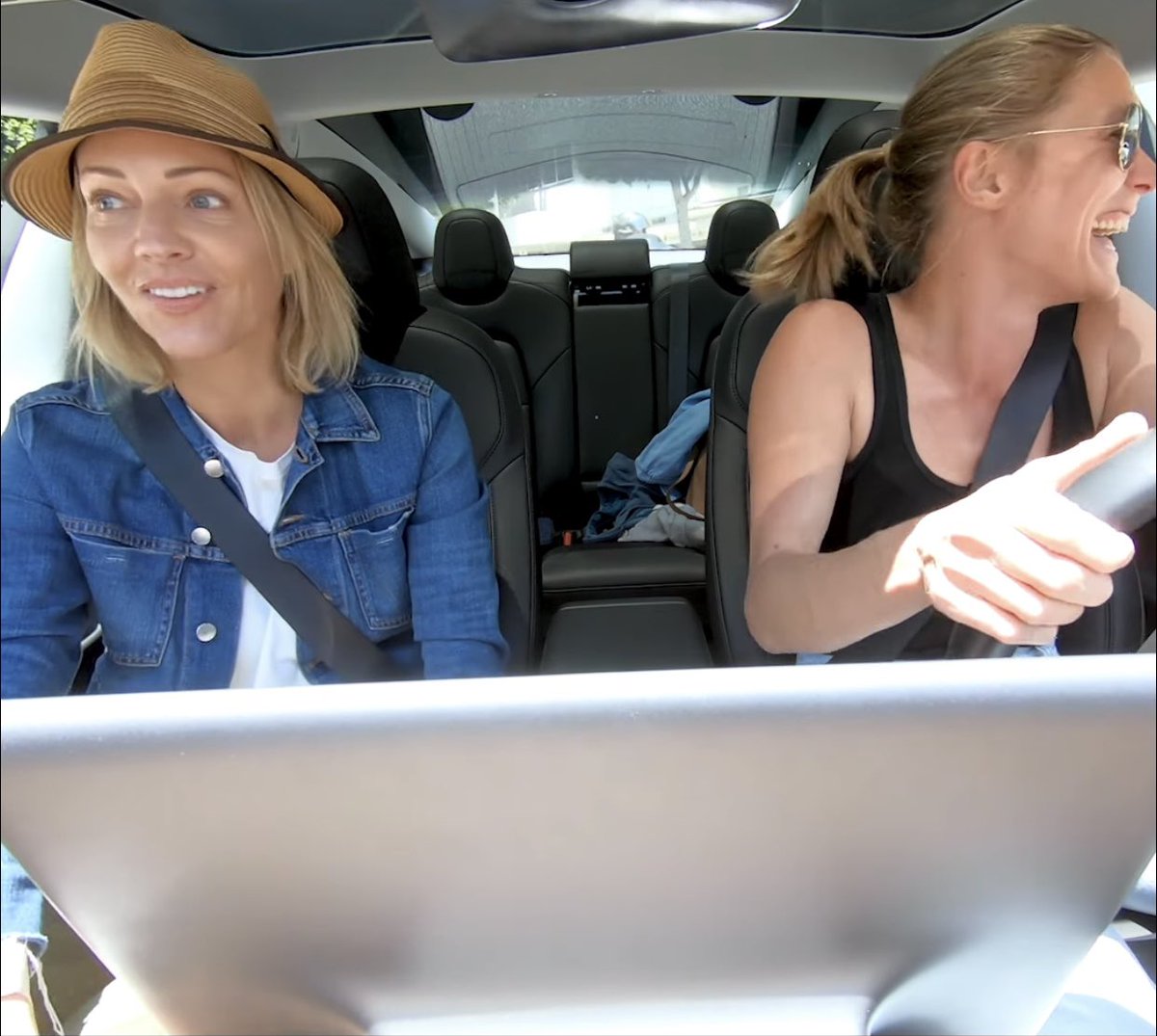 Katee Sackhoff tweet media