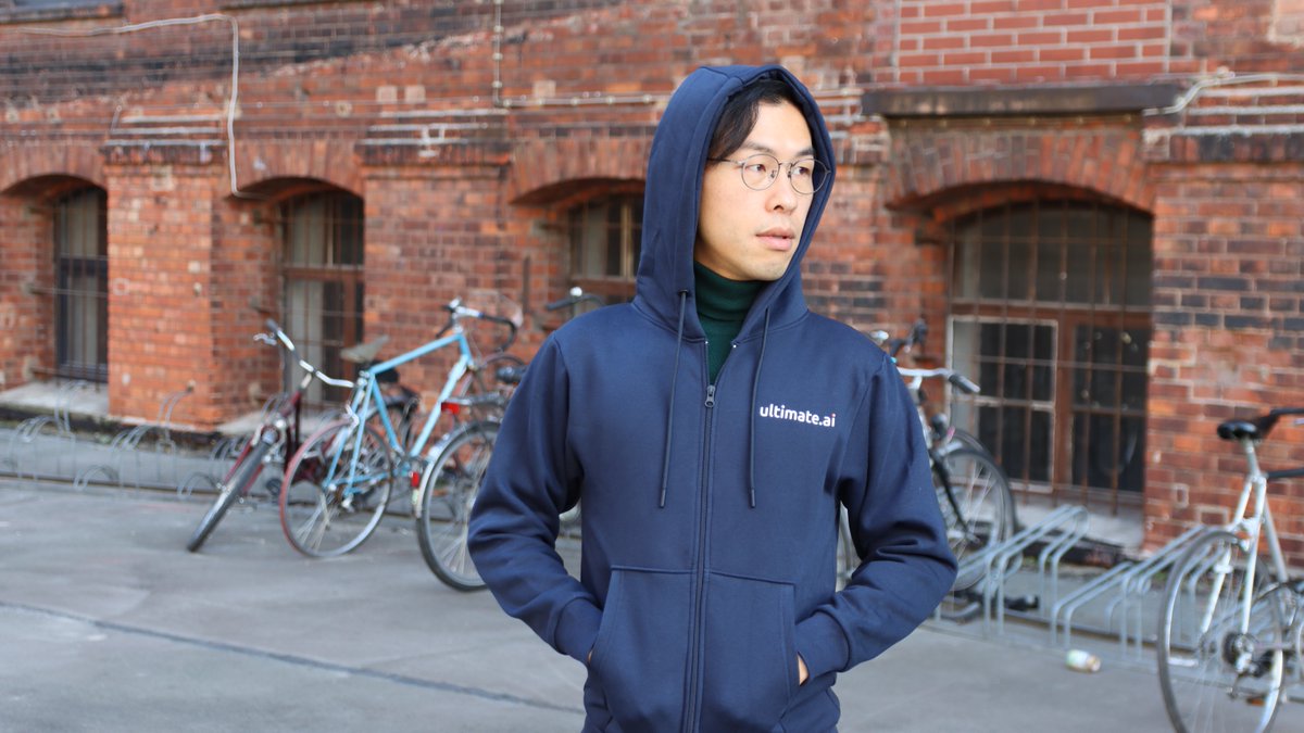 ultiai's tweet image. Want to get your hands on an ultimate ai hoodie of your own? To celebrate our #ultimatemonth we’re giving away a complete set of ultimate ai swag!

To enter:
👉 Comment and tell us one thing that makes a great customer experience
👉 Follow us

Entries close 18:00 CET tomorrow!