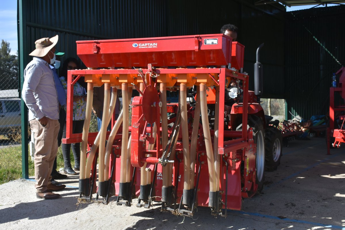 SYasabu's tweet photo. "Most of our farmers are ageing, and yet our farming system is still traditional. Thus, such 4 Wheel tractor🚜 is something viable that would address the gap," says Dr, Bekele Abeyo, @CIMMYT-Ethiopia country representative #GIZfunded #EIAR #HiTech #AmioEngineering https://t.co/jB7LamWWM1