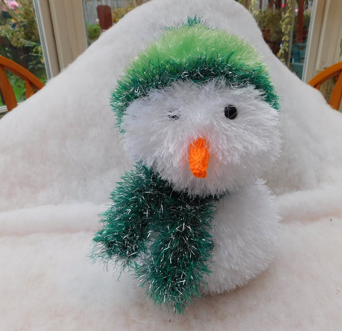 PincushionThe's tweet photo. Excited to share the latest addition to my #etsy shop: Hand Knitted Christmas Snowman decoration https://t.co/9ilwEmVx7U #white #christmas #green #snowman #bobblehat #scarf #2colour #safetyeyes #safetybuttons https://t.co/CGMQyTiOoc
