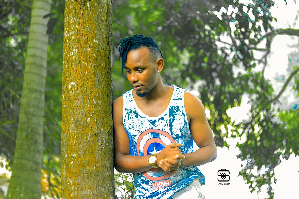 PolytPolo's tweet photo. #OutdoorPhotography | #Canon | #OutdoorPhotography | #DreadlocksChallenge
Shot & Spiced By: #SanicMedia ๐ธ
LOCATED: At Easyview Complex, Mbarara | TM: F36
โ๏ธ: 0778415015 | 0752005997 https://t.co/FCrbPTedUu