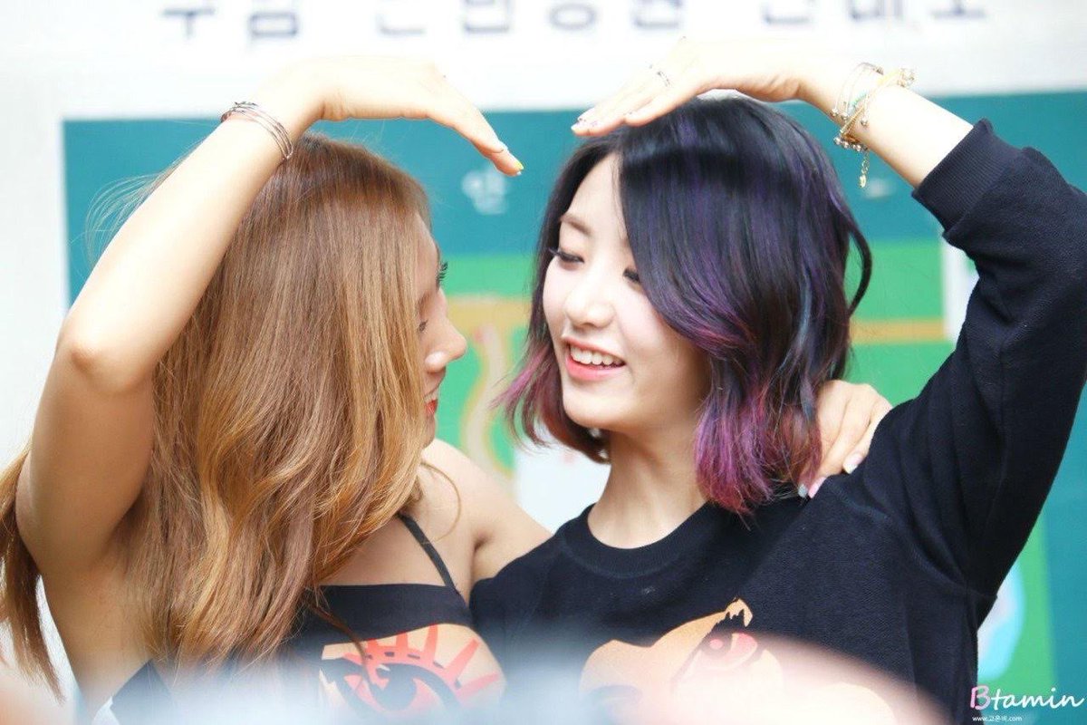 LC__Ashley's tweet photo. Happy birthday to our lovely eunb 🤍🤍🤍🤍 i miss you and your lovable, bright energy &amp; smile🍋🌼 생일축하해 우리 은비타민 :) https://t.co/5nX394GluA