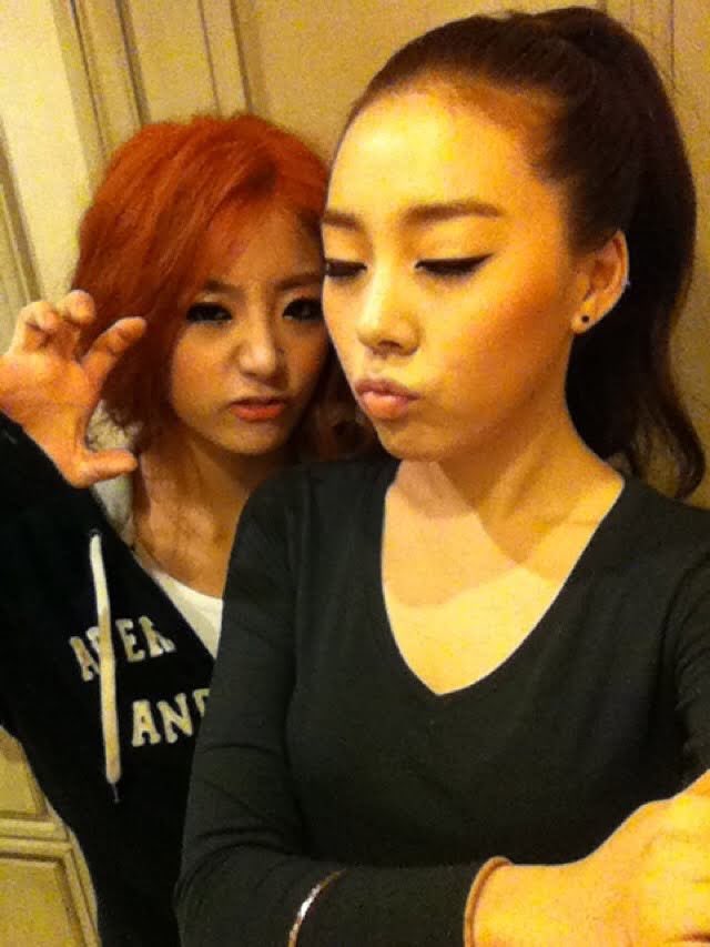 LC__Ashley's tweet photo. Happy birthday to our lovely eunb 🤍🤍🤍🤍 i miss you and your lovable, bright energy &amp; smile🍋🌼 생일축하해 우리 은비타민 :) https://t.co/5nX394GluA