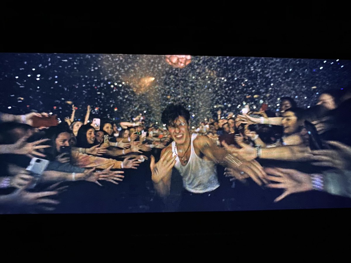 bcolbertaldo1's tweet photo. I found myself in the doco @ShawnMendes love it  #InWonderWatchParty https://t.co/pcmdxy1MJD