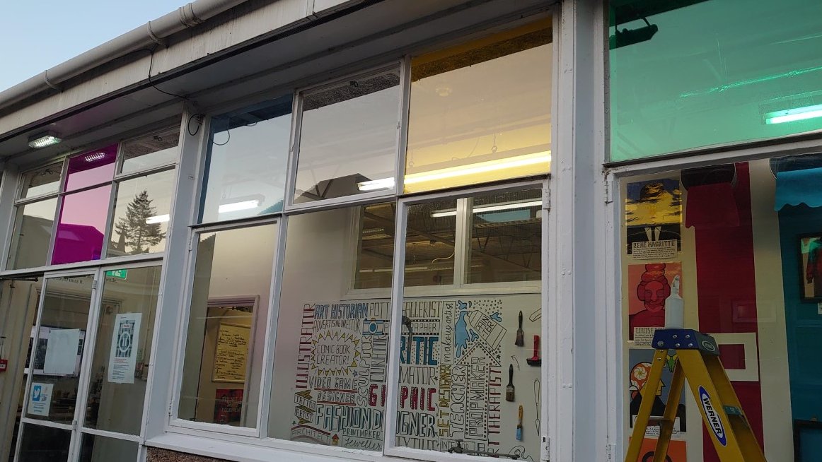 LPArtDesign's tweet photo. As another week draws to a close, we've been busy adding a splash of colour to the department windows. On sunny days our students will now be walking through a beautiful & vibrant colour palette. 🌈💡
@LPSchool
#inspiringsurroundings #lightandcolour #FridayFeeling https://t.co/9pGUfl2jre