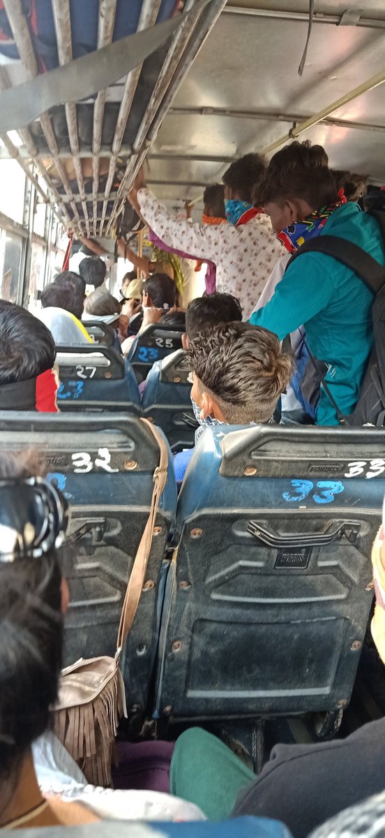 haiderbilal20's tweet photo. @PoliceRajasthan @RSRTC_OFFICIAL @ashokgehlot51 क्षमता से ज्यादा लोगो को भरा जा रहा है! 144 लगा हुआ है, bUt government hi bdava de rhi he!
Bus no - Rj 30 1911 https://t.co/i9k3B6nvCP
