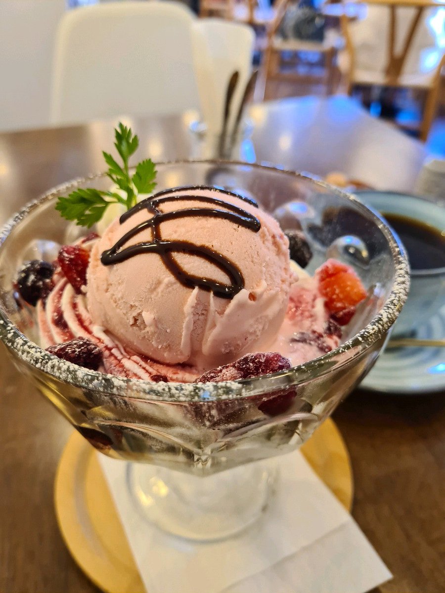 inagi_yuki's tweet photo. 久々にひとりカフェ。京都の段取りを確認しておくのだ💪🏽( ¨̮ 💪🏽) スフレパンケーキ💞 (@ casual cafe plus in 知多市, 愛知県) https://t.co/yRgrLgi2Qd https://t.co/54xv9o0OJK