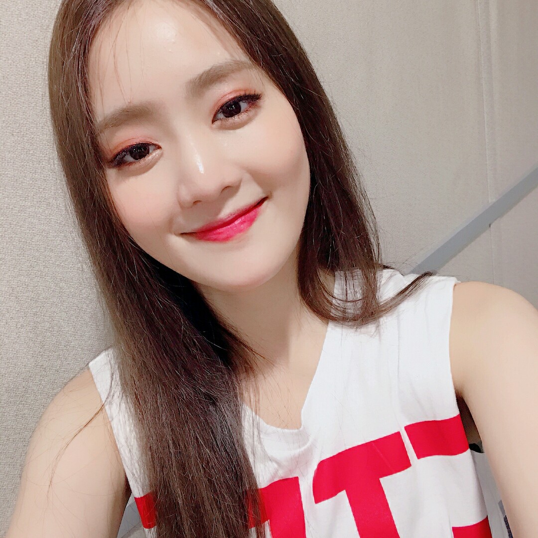 IDOLLSTWT's tweet photo. 𓎆 𝐭 - hǝ̲ ./𝒏/ : ᥲtıon ' s__娃 p!. ᥲчlist 𓏲 : ⩩ 𝗥𝗲𝗶𝗴𝗻 !*🎼 𓂅 updɐ̲tᥱ 。 ,, 11.22 * ˒ #MOOBIUSPlusPlus ‹ !
Por supuesto soy #TeamStylish porque Moobius are so my stylish ya que son tremendas reinas que todos deben de stanear sí o sí. https://t.co/JMBvH1Wunr