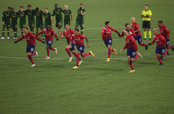 LastWordSC's tweet photo. FT #RCTID 1(7)-1(8) #DTID 

Villafana scores the goal then misses the penalty as Jimmy Maurer's heroics lift FC Dallas over Portland Timbers. #PORvFCD #MLSCupPlayoffs 

https://t.co/lwIqPVy6IH https://t.co/DwlWtno72h
