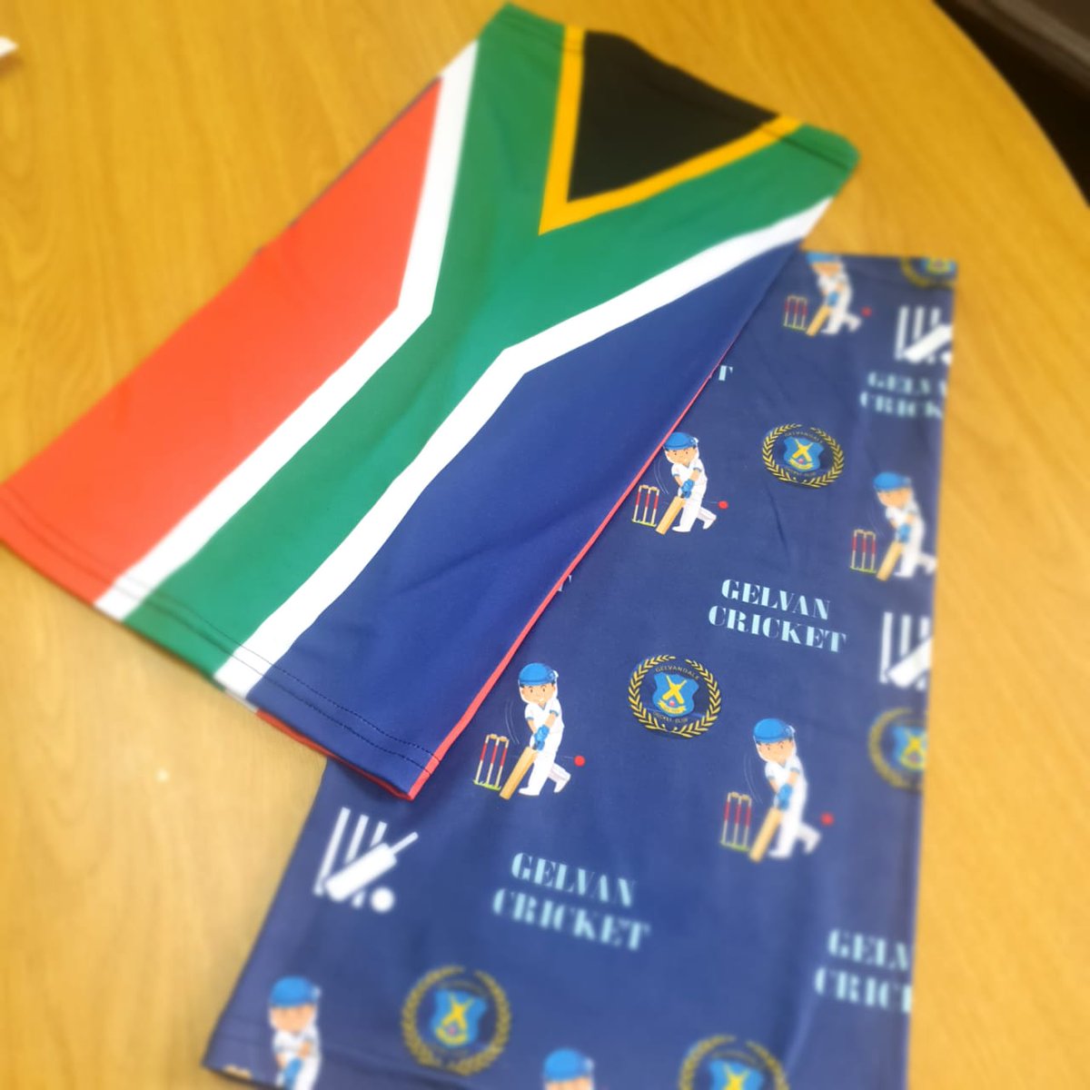 TrendsCorporate's tweet photo. IN HOUSE SUBLIMATION

DID YOU KNOW? Dye sublimation is a digital printing technology that uses heat transfer to apply an image to material!

Now can print any brand or design imaginable at @TrendsCorporate

For quotations email info@corporatetrends.co.za https://t.co/XJq1urM10f
