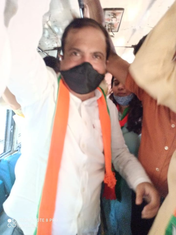 BJP4Maharashtra's tweet photo. संवैधानिक मार्गाने आंदोलन करण्याऱ्या आमदार अतुल भातखळकर यांना महाभकास आघाडी सरकारने सूडबुद्धीने केली अटक. 
#महाआघाडीवीजघोटाळा
@BhatkhalkarA @ChDadaPatil @Dev_Fadnavis 
@ShelarAshish @mipravindarekar https://t.co/l80IRfuSvx