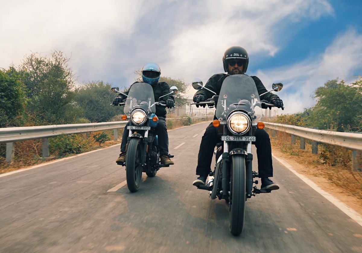 highwayplayer's tweet photo. We are heading out to explore highways of the country on @royalenfield Meteor 350. Stay tuned for amazing content. Photo by @ArrushChopra 
#meteor350 #cruiseeasy #missoutonnothing #ride #riders #riderlife #ridewithstyle #ridepure #riderlife #riders #bikeride #royalenfieldmeteor https://t.co/J8knVQ3PFI