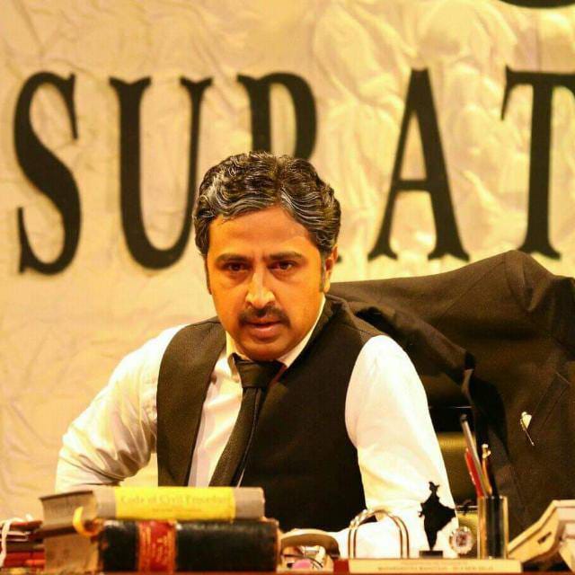 kshitij_zaware's tweet photo. @BeingSalmanKhan 
My look in drama "The Great Exchange" https://t.co/I2Mm1vchCZ