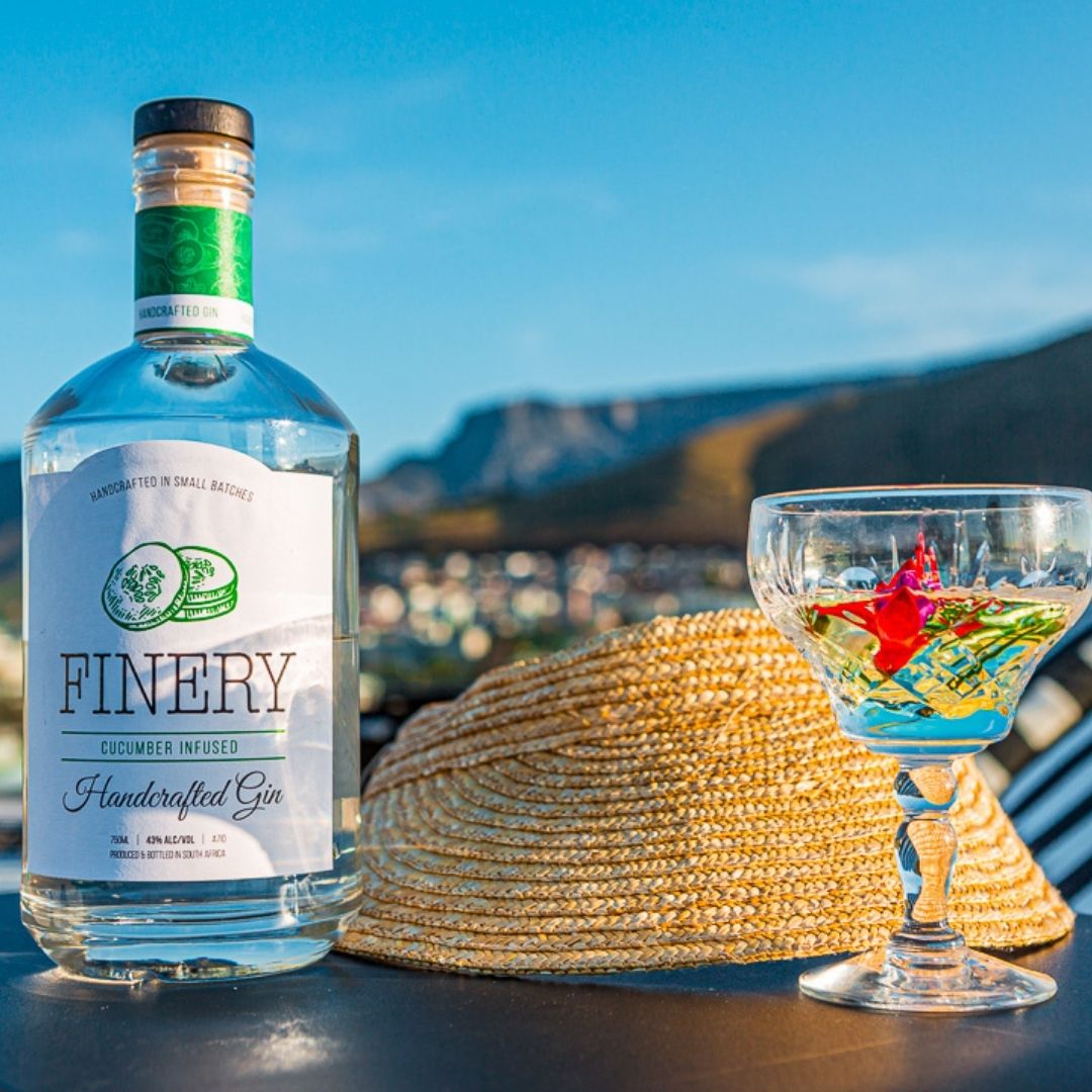 FineryGin's tweet photo. We're #Summer ready! How about you? #FineryGin #FinerThingsInLife #SouthAfricanGin #SouthAfricanGins #MadeInSouthAfrica  #Ginfluencer #HandcraftedGin  #GrapefruitGin #GinAndTonic #SACraftGin https://t.co/Fd7X3TjSYI