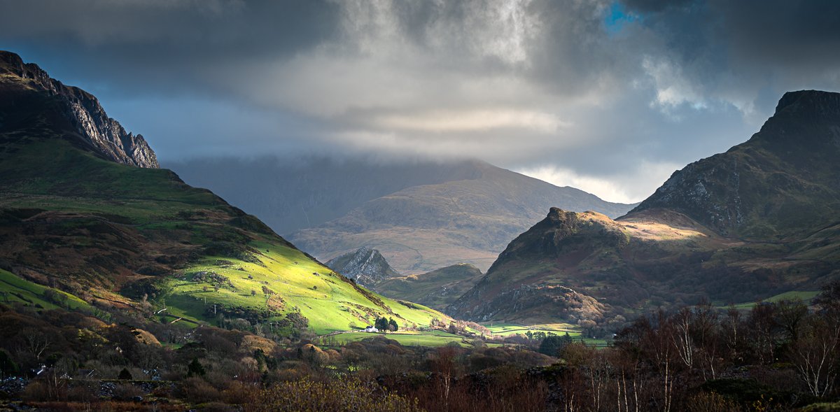 The Vale of Nantlle ,#snowdonia was in full mood on Sunday morning. Made a nice change from the recent monsoon 
#WexMondays #fsprintmonday #sharemondays2020