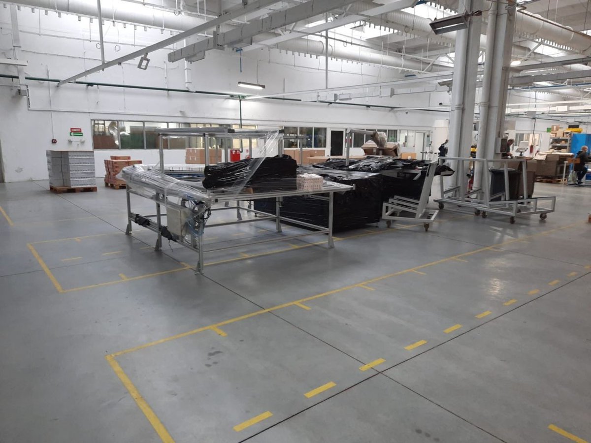 AVIAINTL's tweet photo. According to @unimot_sa, a production line producing #AVIA Solar #photovoltaic panels will be launched in the second quarter of 2021. We are just receiving the first elements 💪

Link: https://t.co/67Eqbx95T8

#AVIASolar #UNIMOT #alternativeenergy #sustainableenergy #AVIAINTL https://t.co/a7LlLEfqzq