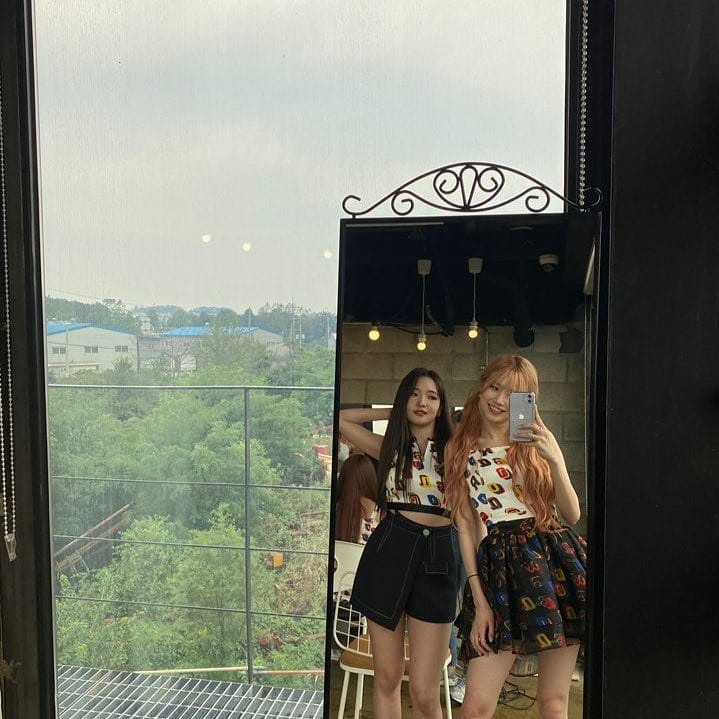 fiq_D_flover's tweet photo. [💌#fromis_9] [🍞 shy9_29] 
-Instagram Update-

+ so adorable. Let us be happy in the future too. I love you ❤
#everyoneitsJisuniesbday~~!!
#everyoneintheworld~~!!
#congratulationsJisun

#송하영 #SONGHAYOUNG
#fromis_9 #프로미스나인
@realfromis_9 https://t.co/HSmzWcvb0g