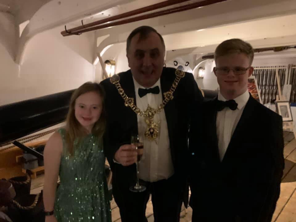 Something to look forward to again for 2021!  Max (Special Olympian) and Lizzie (world record holder) having a great night with @PortsmouthDSA This is what life is all about! @KateAll93572449 @rachelmewes1982   @PositiveaboutDS @psdsinfo @DSAInfo #HearOurVoice #EducatingEmmerdale