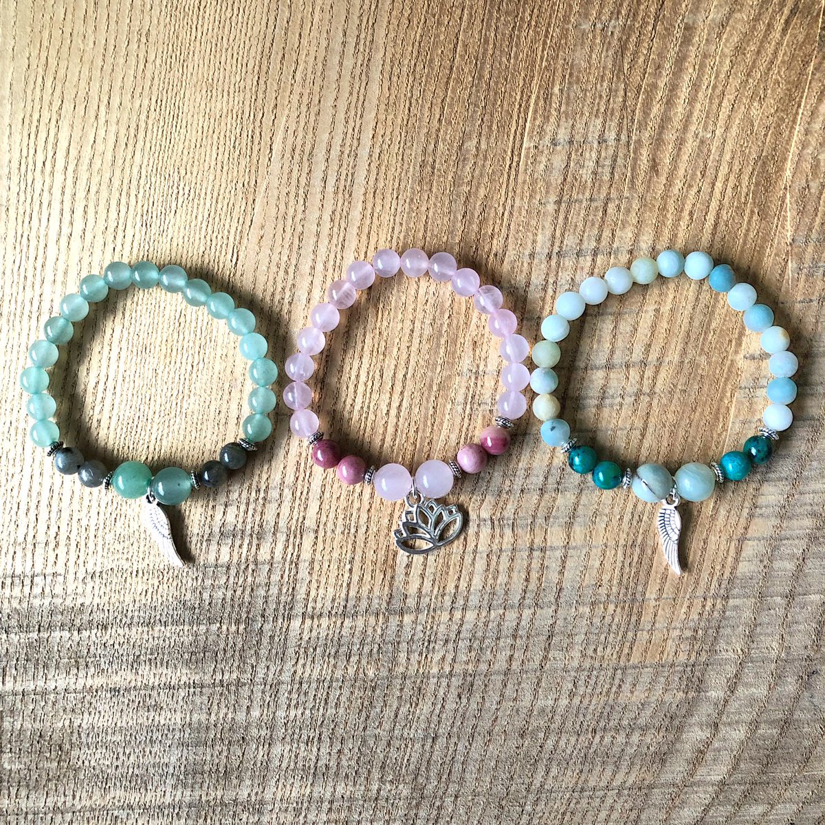 malasbyflora's tweet photo. 😂Happy Monday...!😂
Hope everyone had a lovely weekend! 
New kid's bracelets! 6 options to choose from for just £8.99
https://t.co/s3QmcIq1zU
Have a great day!
#smallbiz #bracelet #jewellery #kids #kidsfashion  #giftsforkids #supportsmallbusiness #worktogether #bekind #smile
x https://t.co/2AMBW34r3Z