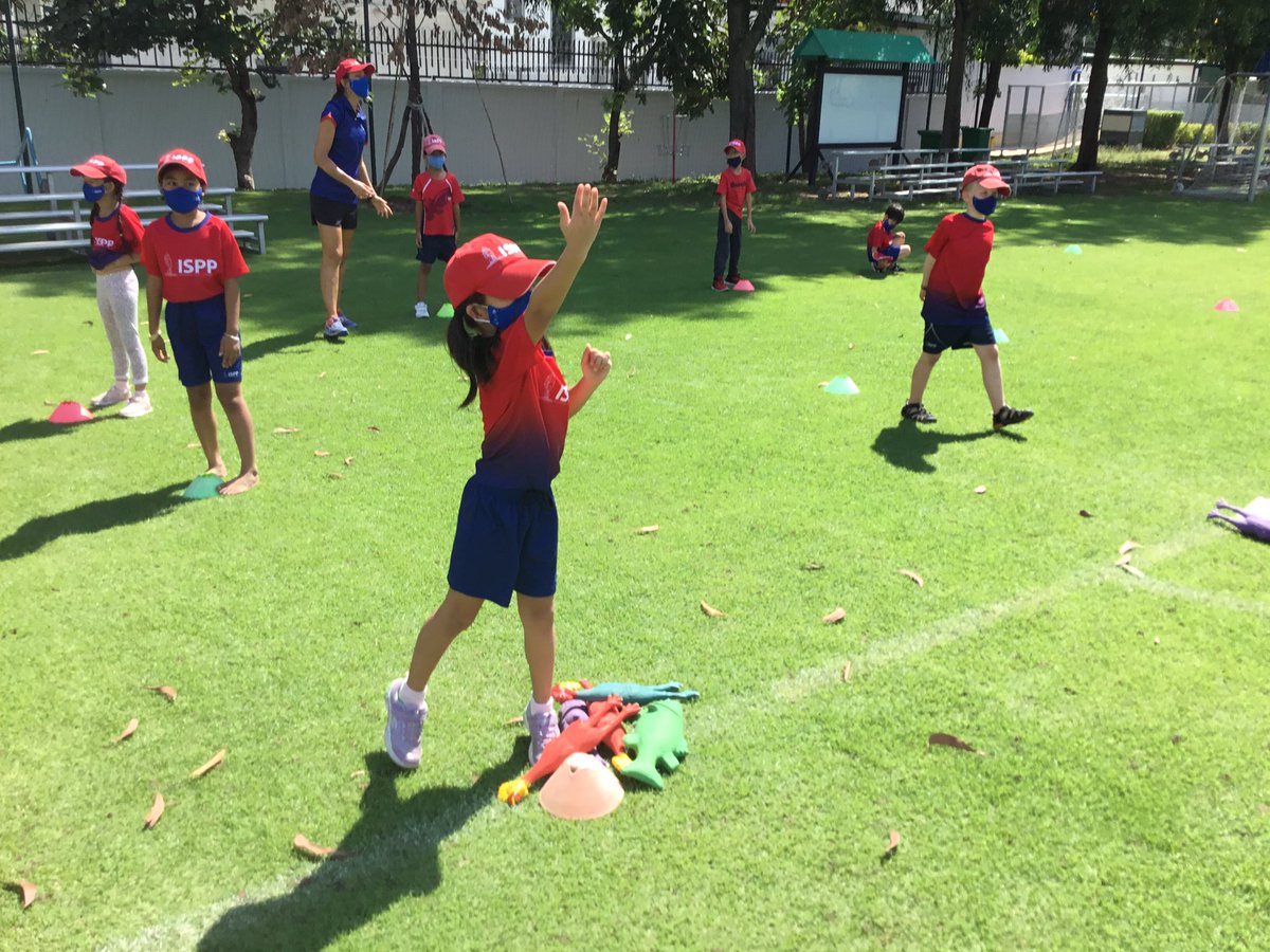 leticarino's tweet photo. After a sudden closure of the school for 2 weeks, we are so happy to welcome learners back @ISPPCambodia How can I throw even further? #inquiry #ChickenThrow #IndividualPursuits #athletics #physed @KarynKarynsi @KellysPYPClass #grade1rocks https://t.co/Wii9SXZ38X