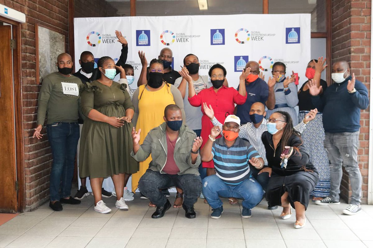 DBNBusinessFair's tweet photo. #Flashback to the Emerging Contractors Pricing & Costing training a.k.a. BOQ that was held in Pinetown as part of the #GEWDurban
S/O to @Seda_dsbd for the partnership!
#DBF22 #DFF2020 #BuyLocal #SupportSmallBusiness #IntoIngawe https://t.co/P7nCW9Ehst