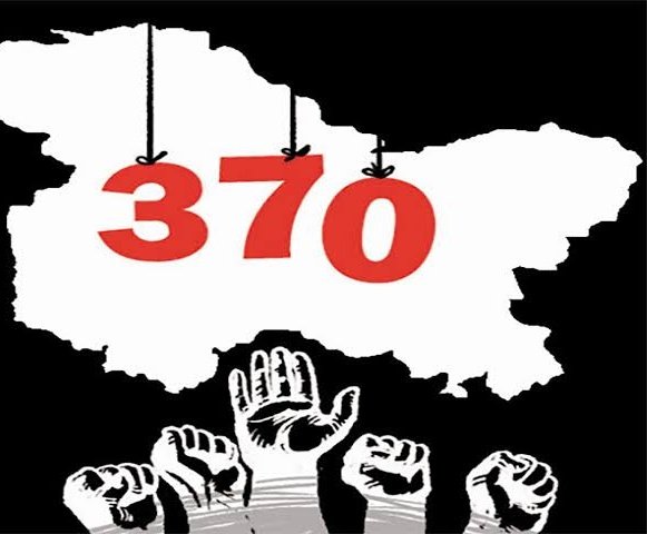 DhruvGu10989511's tweet photo. JAISAY KI SAAB KO PTA HAI KI JAMMU IS DEMANDING 4G BUT BJP IS AT HIBERNATION PERIOD LIKE SNAKES ETC. I CAN SAY THIS WITH SURITY BECAUSE WHEN OUR PRIME MINISTER SH. MODI JI WON THE PM ELECTIONS HE STARTED PLAYING HIS GAMES FROM THE NEXT DAY BUT WHY HE PUT JAMMU IN FRONT OF THE https://t.co/ztCPRgXsqo