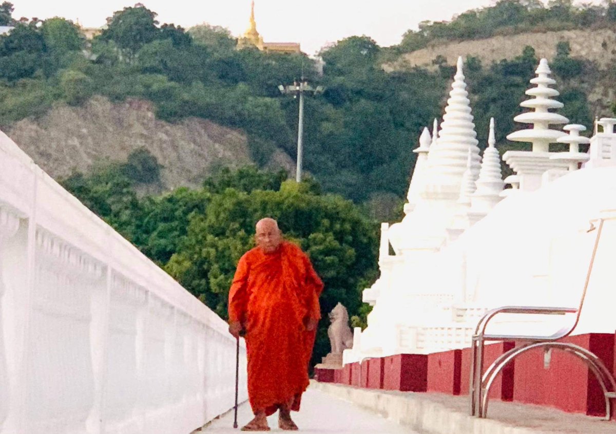 သက်တော်-၈၄နှစ် #လုံ့လ