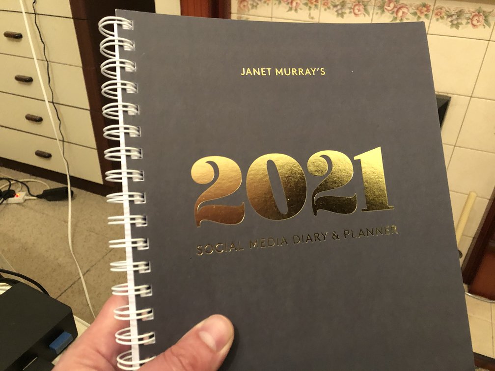 StonehamPress's tweet image. It&apos;s #LoveYourDiaryDay today so here&apos;s a picture of her new rather swish #2021Sorted diary