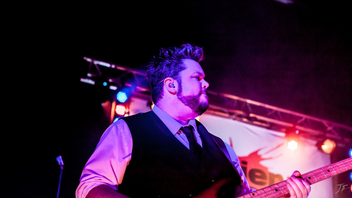 Meet The Band - Ladies there's enough of him to go round, feeding you that low end making those hips move Dans feel and tone will keep you dancing all night long.  #rivieradogs #80sband #80s #keyboard #nord #juno #ultimate80s #dancefloor #band #musicians #keepmusiclive