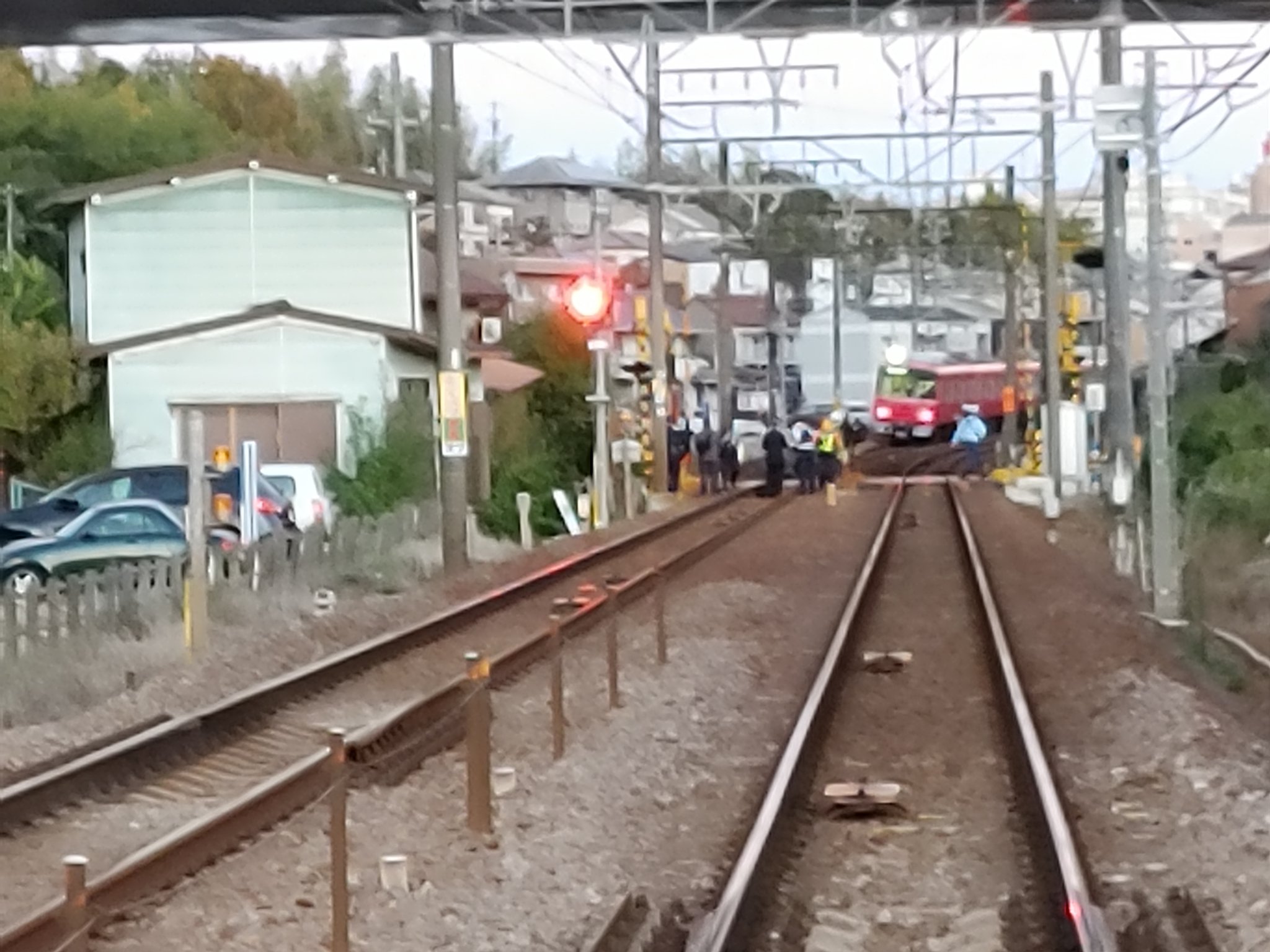 名鉄名古屋本線の踏切で人身事故が起きた現場の画像