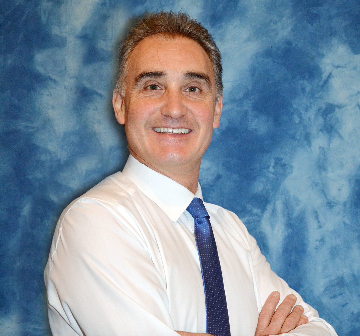 Michele Muccini, direttore #Cnr-Ismn, classificato nel Top 1% del Ranking Globale degli #Scienziati attivi in tutto il mondo nel campo della #fisica applicata.
⬇️⬇️
tinyurl.com/y5z8ta6c

<a href="/CNRsocial_/">CNR Consiglio Nazionale delle Ricerche</a> #ricerca #scienza @TecnopoloBoCnr <a href="/AnsaScienza/">ANSA Scienza&Tecnica</a> <a href="/adnk_salute/">adnk_salute</a> <a href="/CorInnovazione/">Corriere Innovazione</a>