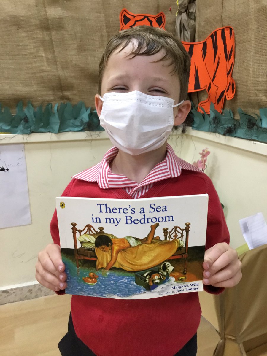 DESSyear2's tweet photo. We are so lucky to have had stories from different parts of the world read to us by some of our awesome #DESSyear2yellow children. #DESSsocialstudiesweek @DESSsocials #celebratingculture https://t.co/oH5atHAqT6