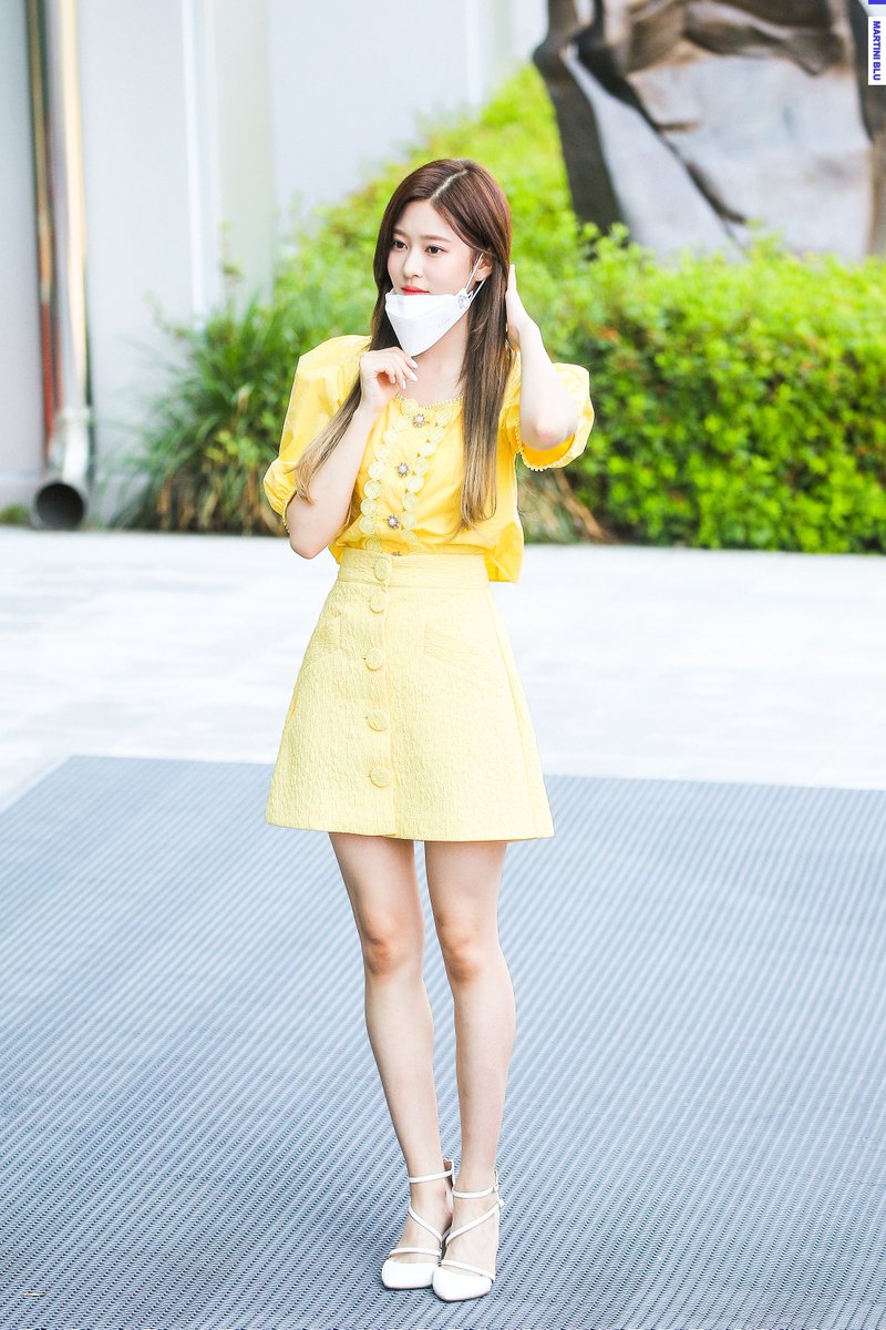 마티니 블루 tweet media