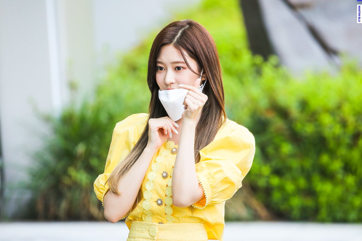 마티니 블루 tweet media