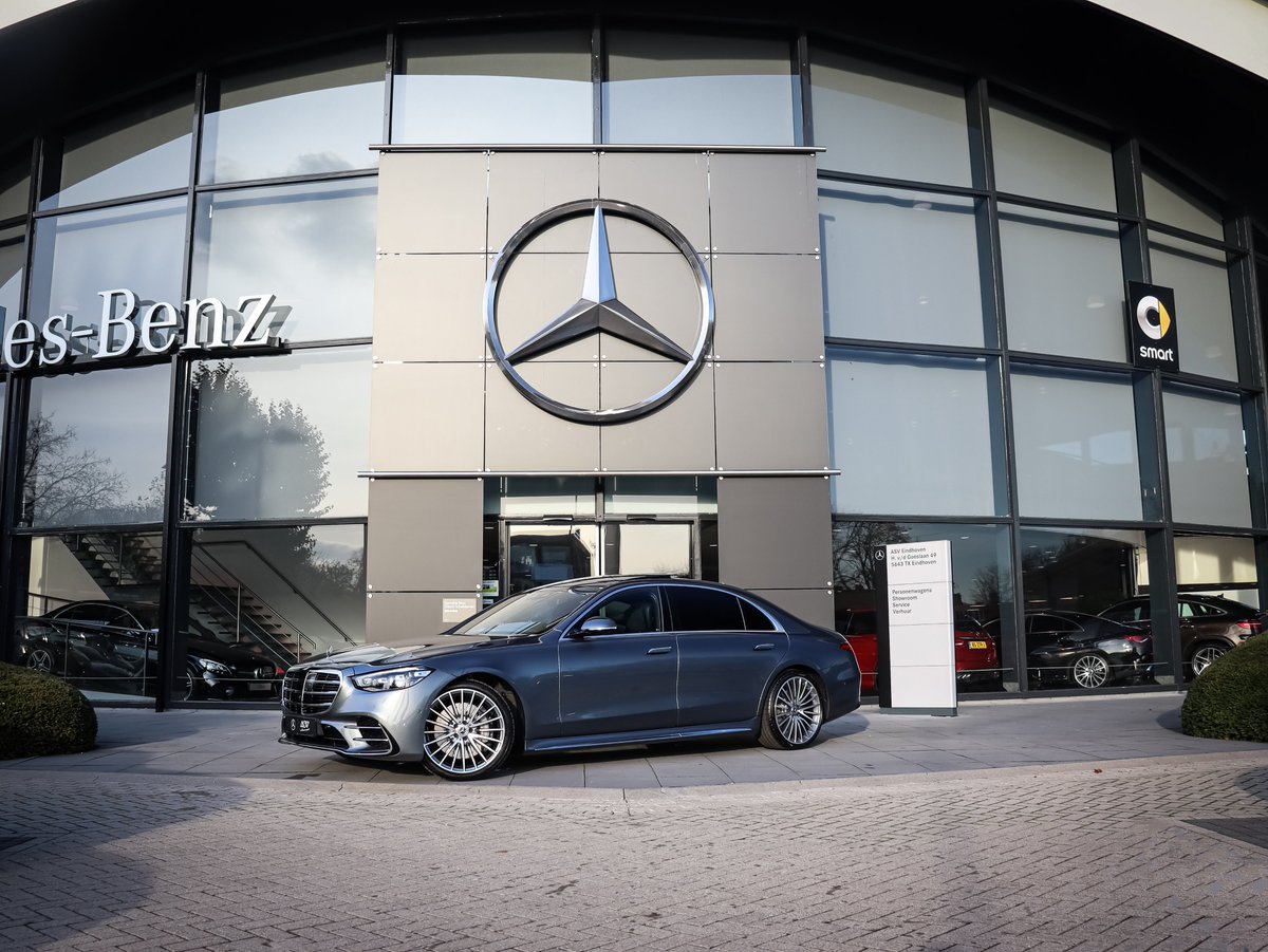 ASVMercedes's tweet photo. De nieuwe Mercedes-Benz S-Klasse staat nu bij ons in de showroom in Veghel en Eindhoven. De meest geavanceerde auto ooit! https://t.co/Y2TiJ7NcTF