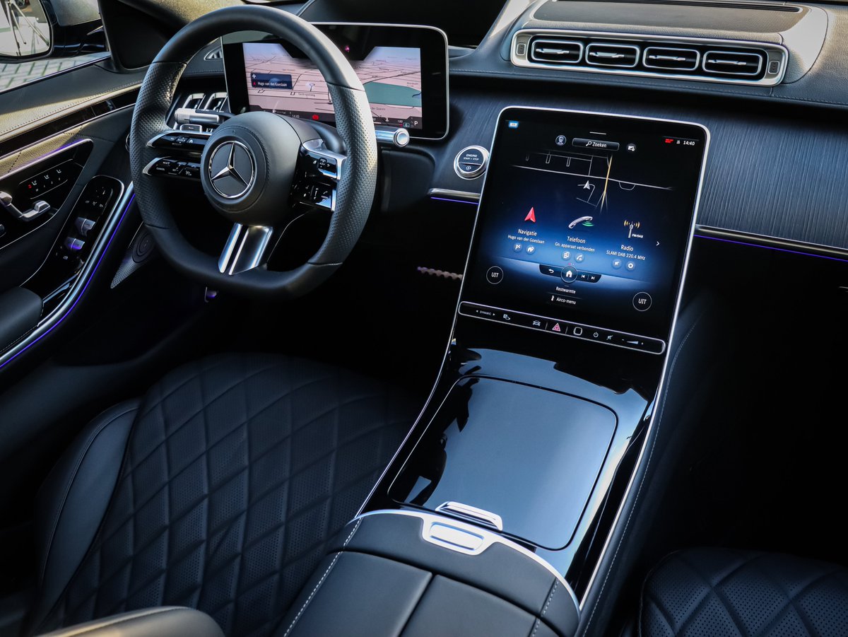ASVMercedes's tweet photo. De nieuwe Mercedes-Benz S-Klasse staat nu bij ons in de showroom in Veghel en Eindhoven. De meest geavanceerde auto ooit! https://t.co/Y2TiJ7NcTF