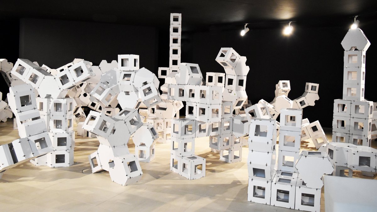 NoaHaim's tweet photo. Mudam GO! @mudamlux Family activity for children and adults | Every weekend and during Luxembourg school holidays.
#handsonlearning #learningenvironments #learning #gallerylearning #designeducation #edutainment #designforall #k12education #museumeducation #museums #arteducation https://t.co/v3ZwVDTPZl