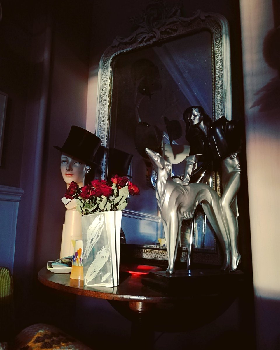 hill13_graham's tweet image. Ohhhh I love an early morning shadow effect .... ( 8.30 is early morning in my eyes 🙄 ) looking forward to the week ahead ... #happymondays #sometimesiworryaboutmyself