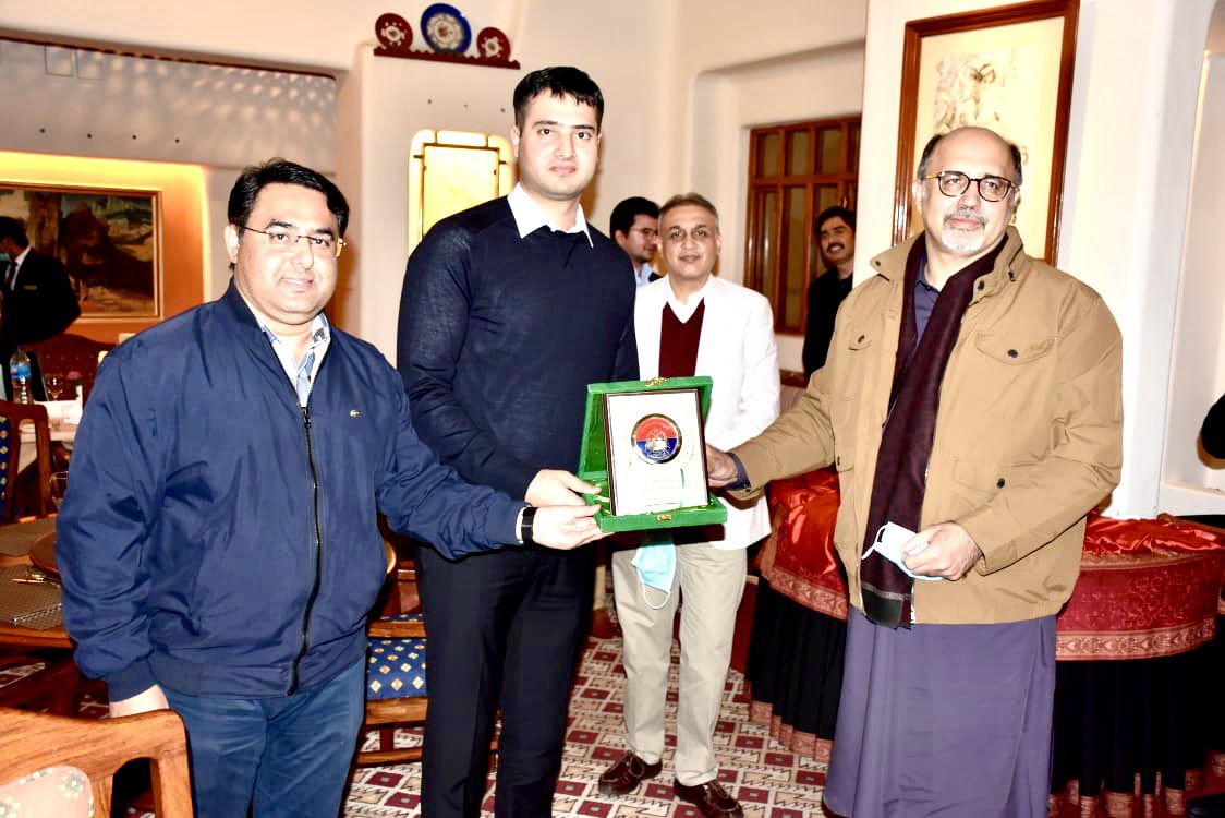 AzfarGhulam's tweet photo. Hosted a Dinner@ Sarina Quetta  in the honour of ASPs of 47th PSP while on their visit to Quetta . Pleasure receiving my nephew ASP Khurram Mahesar in the fraternity of PSP . https://t.co/iyBszdPjrN