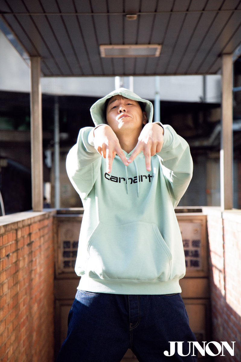 JUNON1月号「パーカ男子が好きすぎる。」特集にMr.Parka jr.が参上