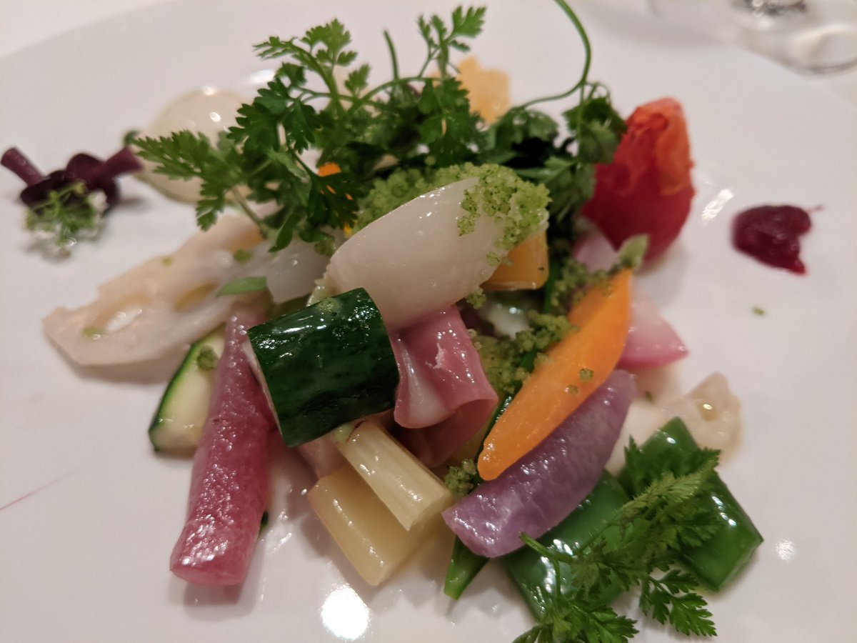 佐藤 大輔 オープントーン 札幌の三つ星を初訪問 モリエール 野菜の扱いが素晴らしい 様々な味と食感 華やかさと香り 野菜に合わせるワインも素晴らしい ミシュラン フレンチ Michelin French Dinner 野菜 Vegetables 札幌 Sapporo ディナー