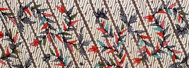 natashaeddy_'s tweet photo. East Java also has arts in their clothing. Their famous cloth is their batik and their batik has various kinds according to their districts. https://t.co/KMCdzmAiS1