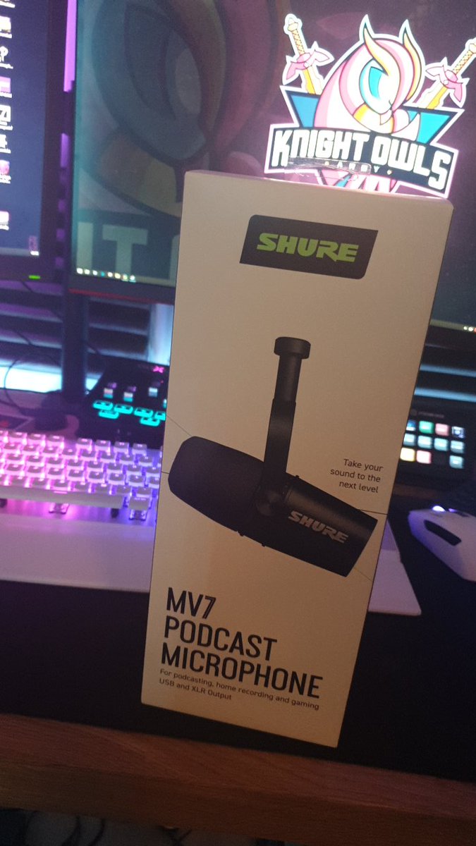 New mic arrivato 💜 un paio di giorni che lo provo e questo nuovo #shure #mv7 è eccezionale 😍😍