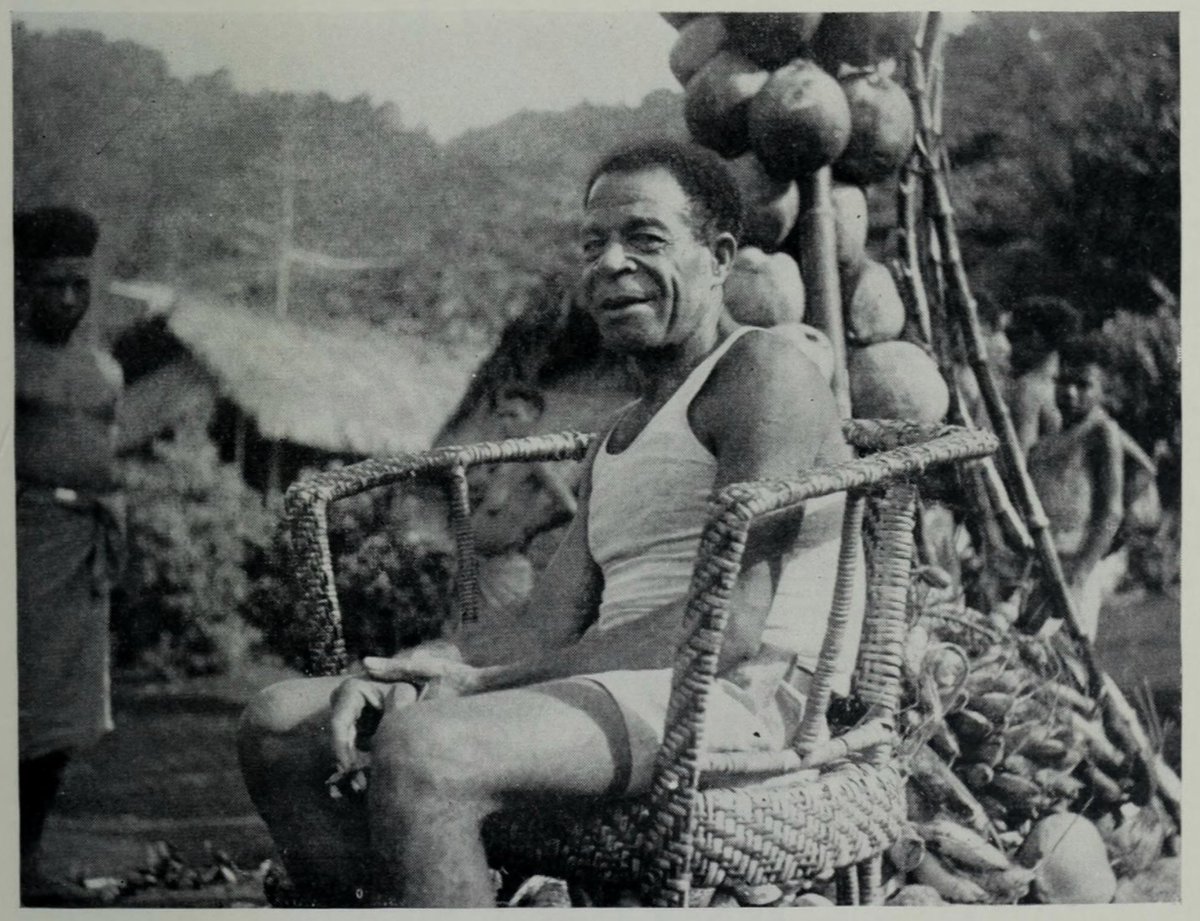 “Guns, Germs, & Steel” starts with a New Guinean named Yali asking why Europeans have so much more 'cargo' than New Guineans. Yali comes across as a curious local. But he was actually a fascinating, historical figure who struggled with this question for decades. [thread]