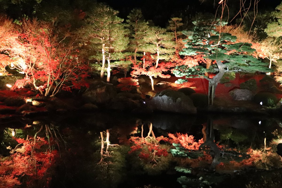 日本庭園由志園