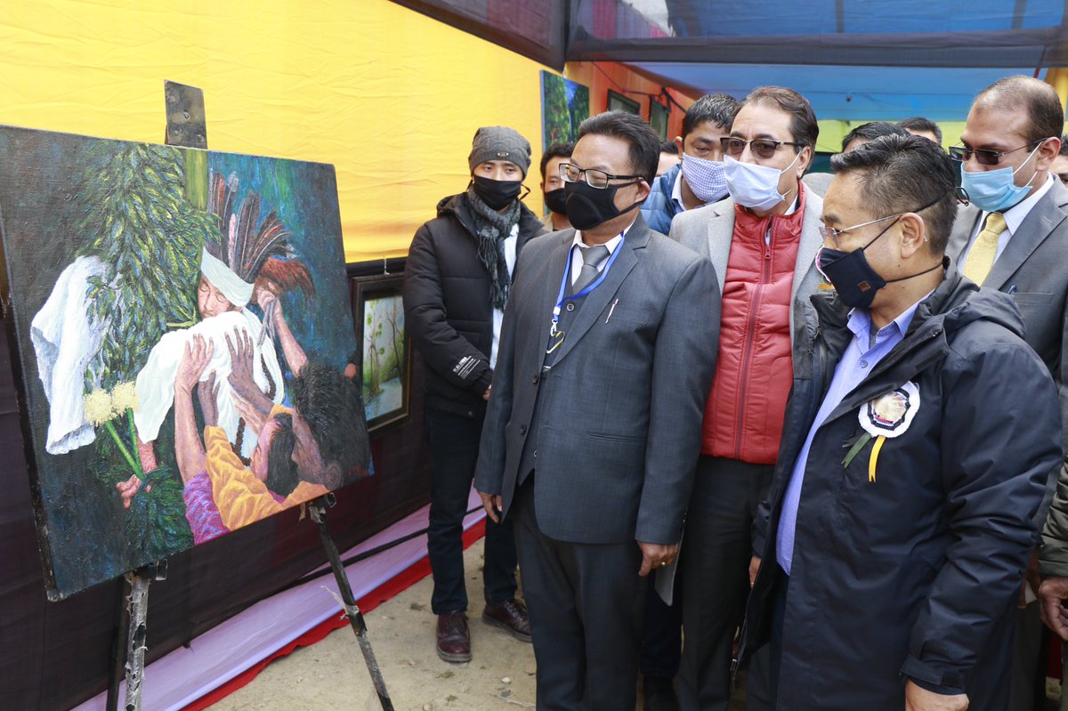 PSTamangGolay's tweet photo. I was pleased to join the area MLA/Minister(Tourism) Shri B.S Pant on the final day of the ‘Temi Autumn Carnival’ in Temi, South Sikkim, which had a theme of 'Locals for Locals' 
#autumncarnival #CMOSikkim https://t.co/0ALK80FKY4
